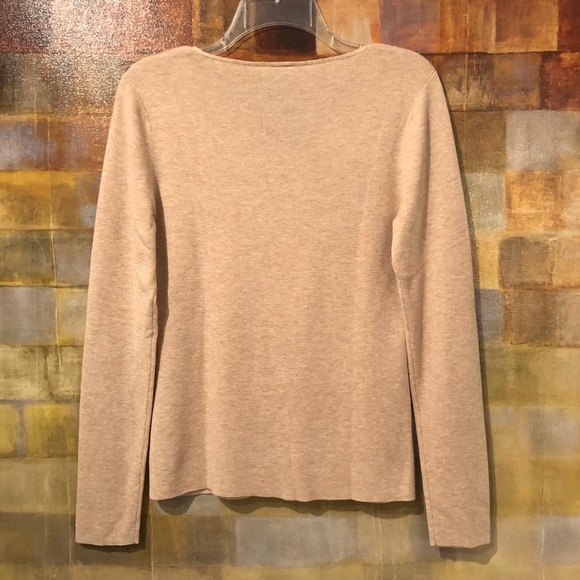 ANN TAYLOR Beige Knit V-Neck Keyhole Sweater MINT - Picture 2 of 6